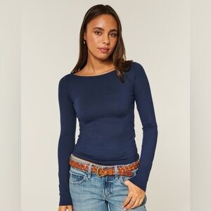 Hollister Long-Sleeve Seamless Fabric Slash-Neck Top Woman Navy NWT